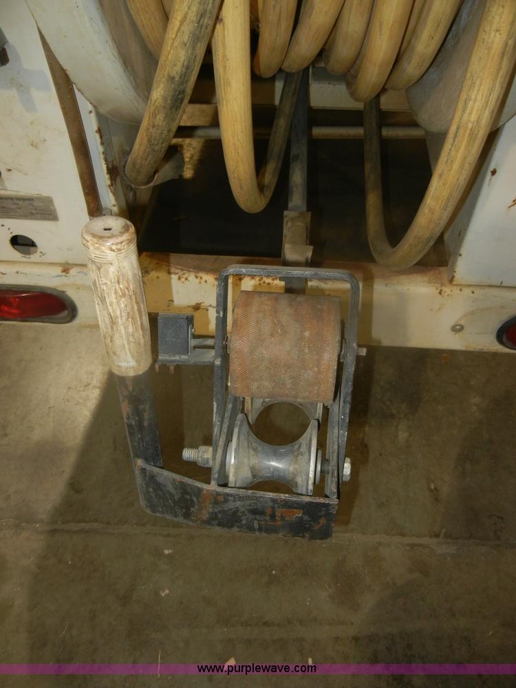 image for item AB9921 FMC E020152 jet sprayer