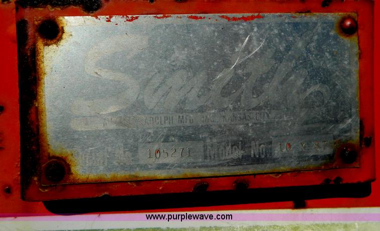 image for item B3989 1986 International S1700 dump truck