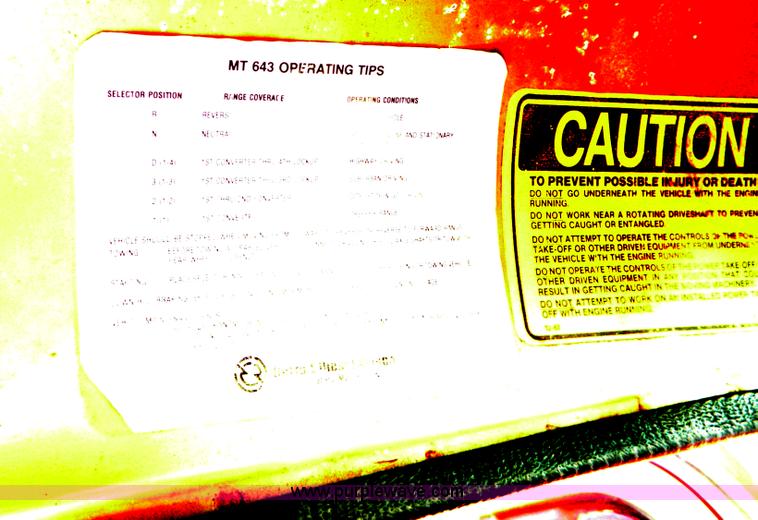 image for item B3989 1986 International S1700 dump truck