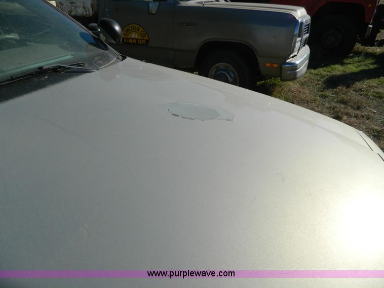 image for item B3992 2006 Ford Crown Victoria Police Interceptor