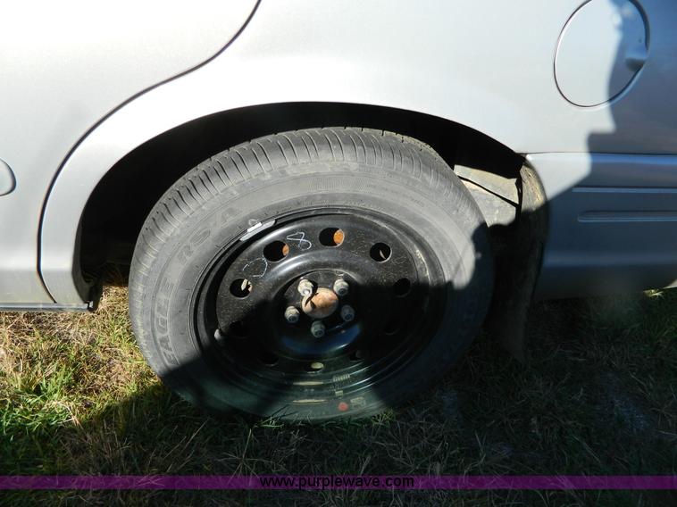 image for item B3992 2006 Ford Crown Victoria Police Interceptor