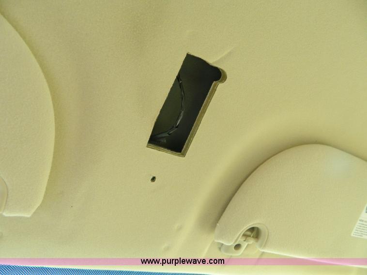 image for item B3992 2006 Ford Crown Victoria Police Interceptor