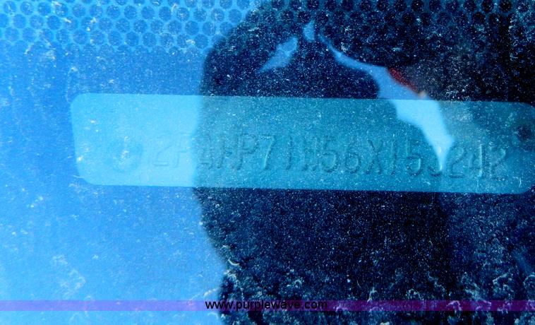 image for item B3992 2006 Ford Crown Victoria Police Interceptor