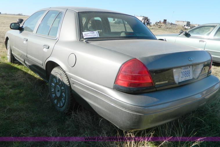 image for item B3993 2003 Ford Crown Victoria Police Interceptor