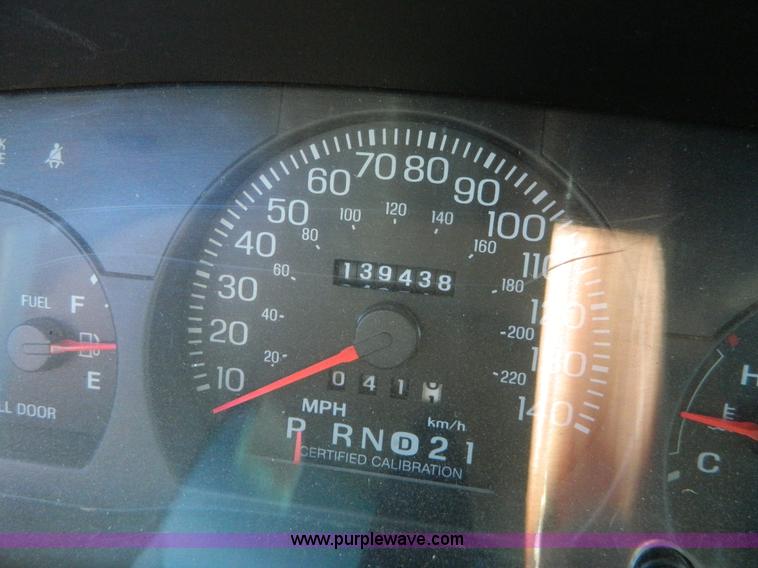 image for item B3993 2003 Ford Crown Victoria Police Interceptor