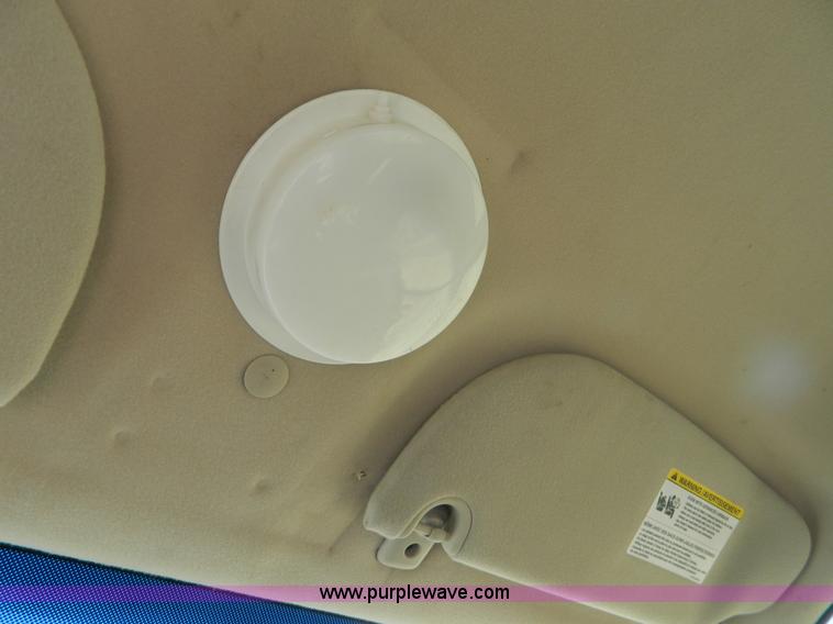 image for item B3994 2005 Ford Crown Victoria Police Interceptor