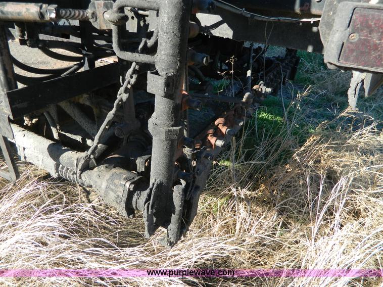 image for item B3996 1983 White Xpeditor 2 oiler truck