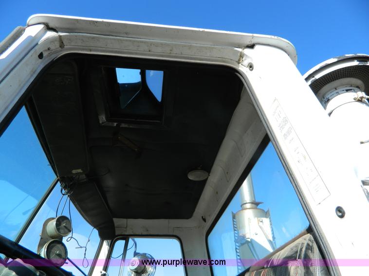 image for item B3996 1983 White Xpeditor 2 oiler truck