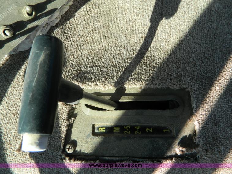 image for item B3996 1983 White Xpeditor 2 oiler truck