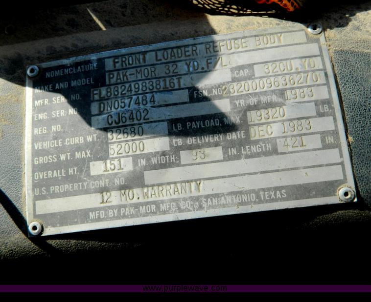 image for item B3996 1983 White Xpeditor 2 oiler truck