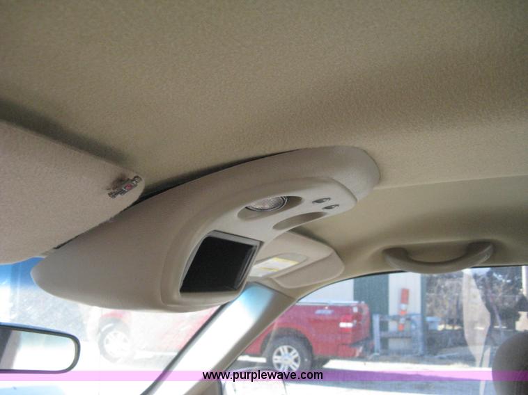 image for item B8471 2001 Chevrolet Silverado 1500 LS Extended Cab pickup truck