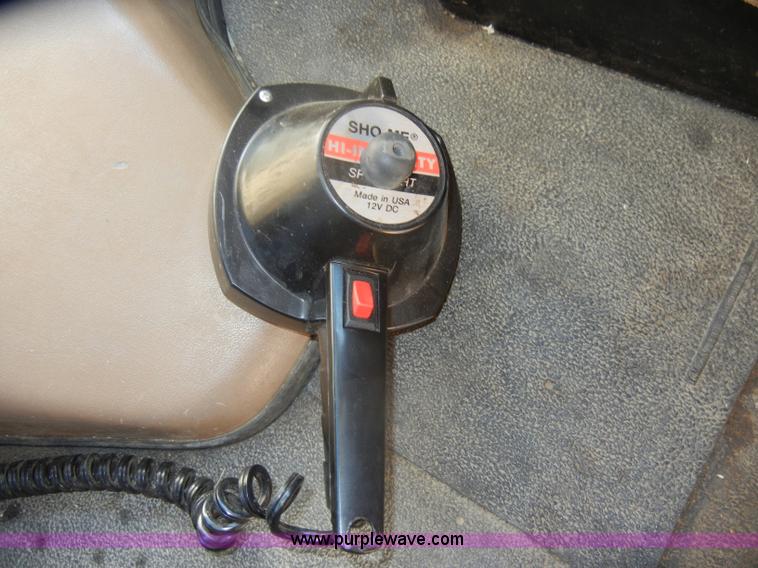 image for item C4215 1989 Ford E350 ambulance