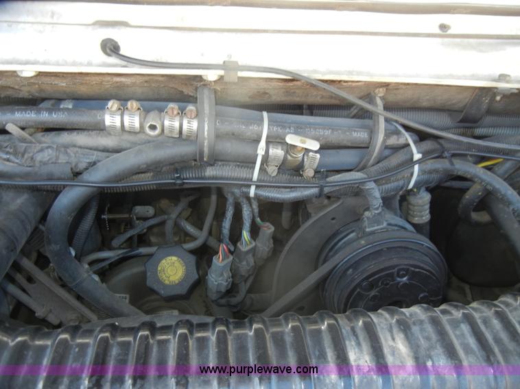 image for item C4215 1989 Ford E350 ambulance