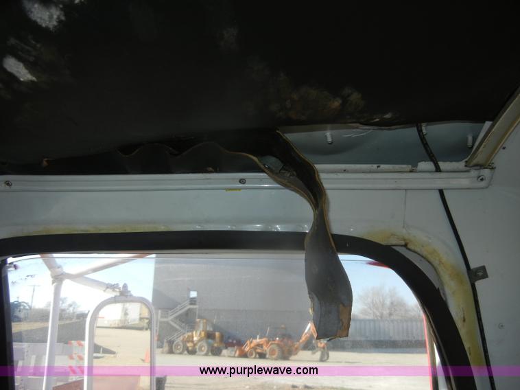 image for item D4520 1974 Ford F600 truck