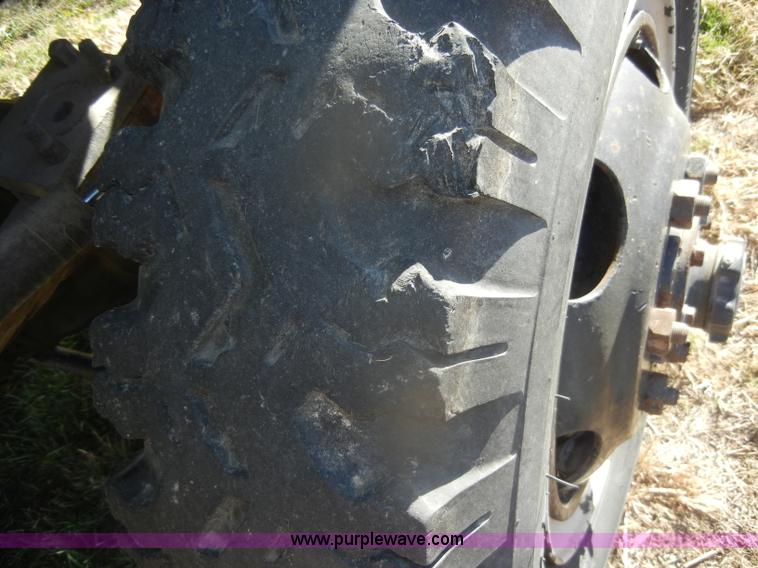 image for item D4520 1974 Ford F600 truck