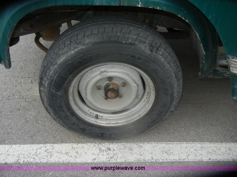 image for item D4541 1994 Chevrolet G-Series van 10