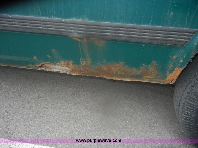 image for item D4541 1994 Chevrolet G-Series van 10