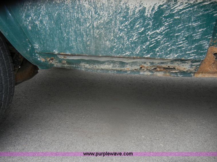 image for item D4541 1994 Chevrolet G-Series van 10