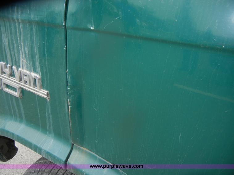 image for item D4541 1994 Chevrolet G-Series van 10