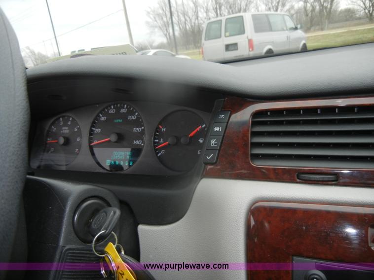 image for item D4546 2008 Chevrolet Impala LS