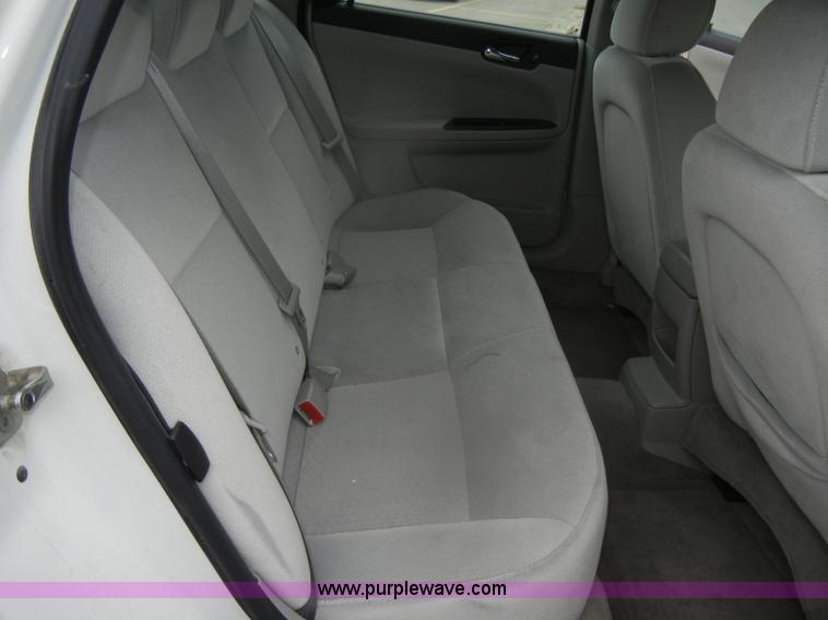 image for item D4546 2008 Chevrolet Impala LS