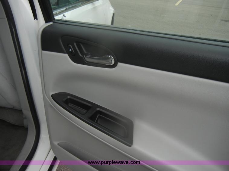 image for item D4546 2008 Chevrolet Impala LS