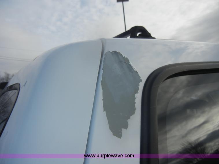 image for item D4550 1995 Ford Aerostar XLT van