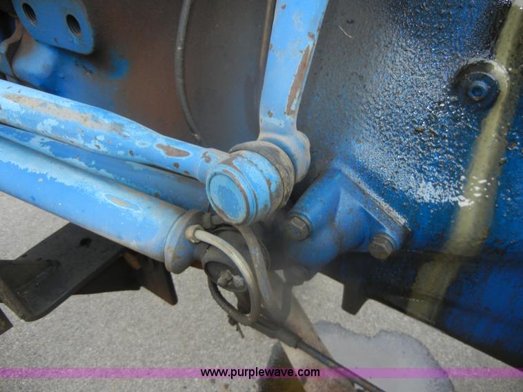 image for item D4552 1974 Ford 3000 tractor