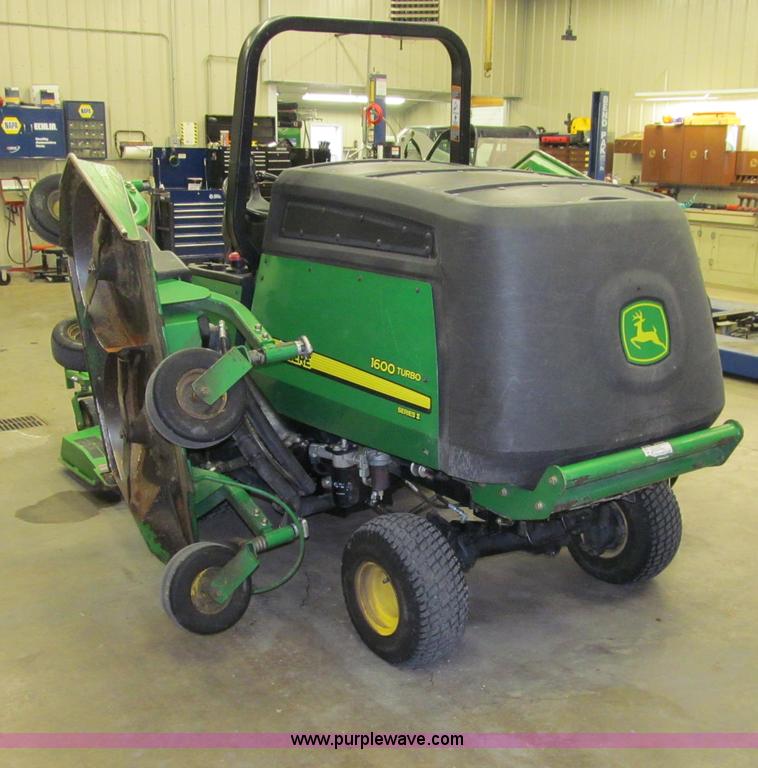 image for item D7025 2009 John Deere 1600 Turbo series II wide area mower