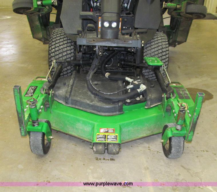 image for item D7025 2009 John Deere 1600 Turbo series II wide area mower