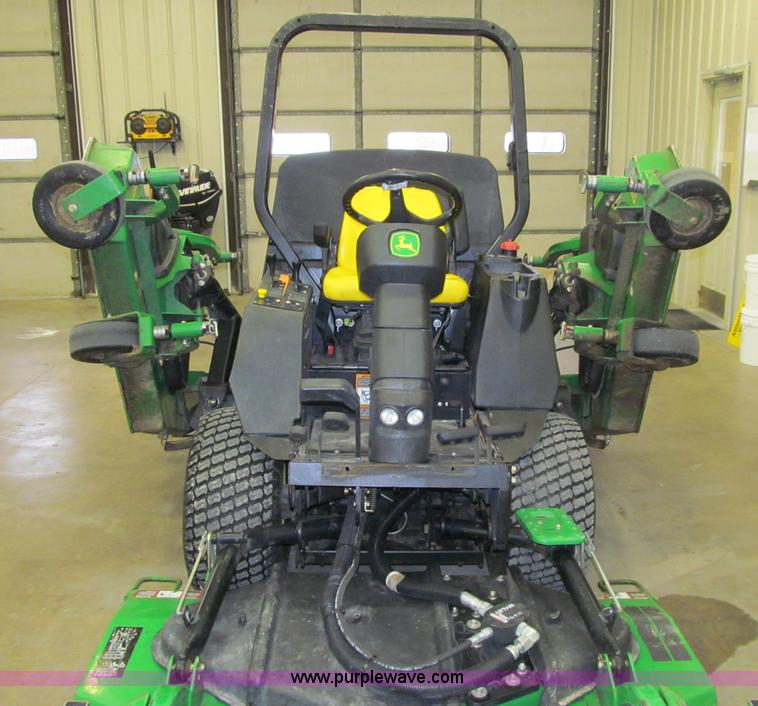image for item D7025 2009 John Deere 1600 Turbo series II wide area mower