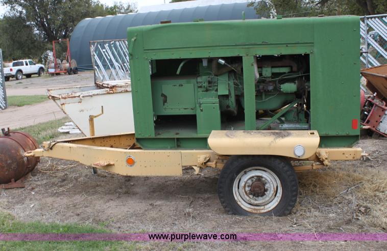 image for item E4219 1973 Harnischfeger DC welder/generator
