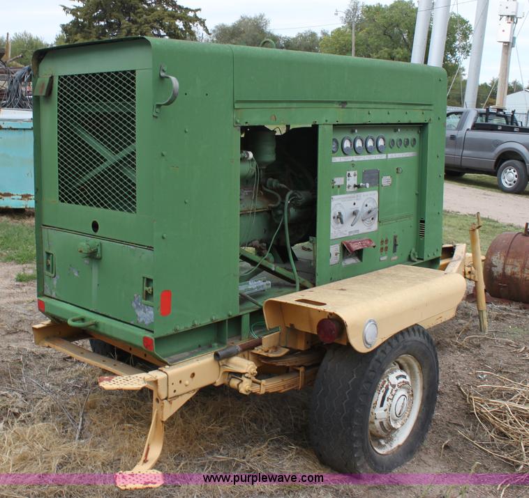 image for item E4219 1973 Harnischfeger DC welder/generator
