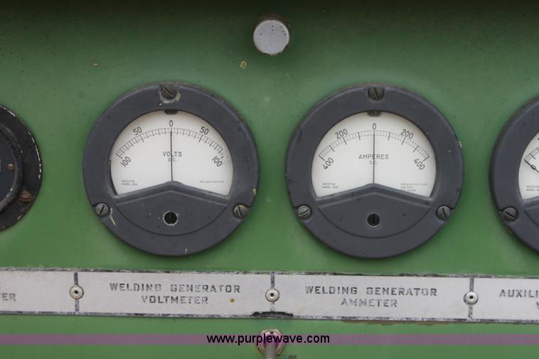 image for item E4219 1973 Harnischfeger DC welder/generator