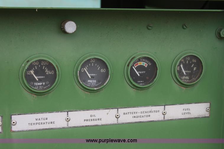 image for item E4219 1973 Harnischfeger DC welder/generator