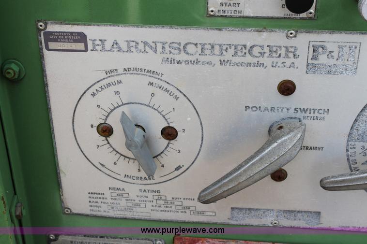 image for item E4219 1973 Harnischfeger DC welder/generator