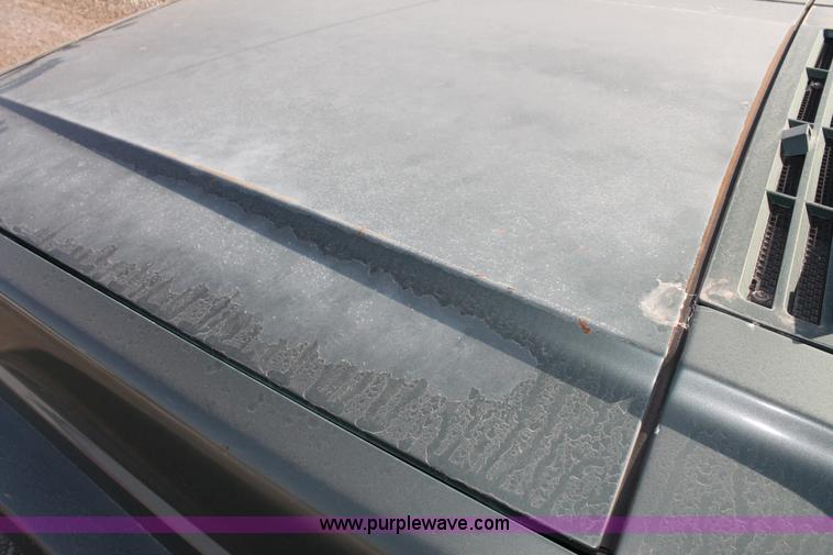 image for item E4313 2000 Jeep Cherokee Sport SUV