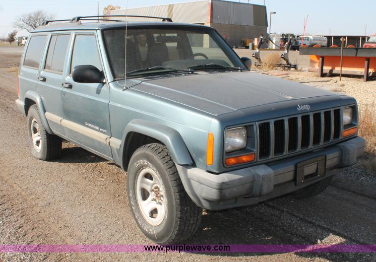 image for item E4314 1999 Jeep Cherokee Sport SUV
