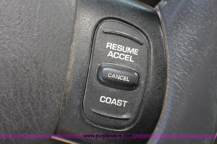 image for item E4314 1999 Jeep Cherokee Sport SUV