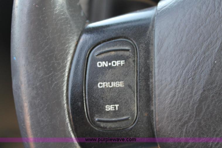 image for item E4314 1999 Jeep Cherokee Sport SUV