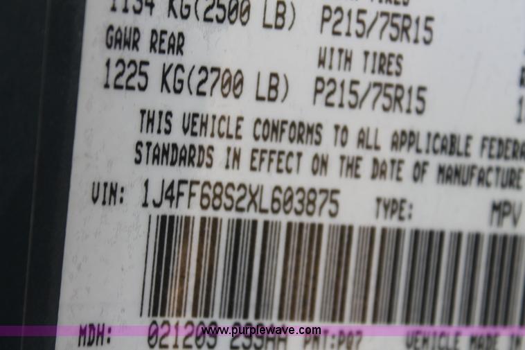 image for item E4314 1999 Jeep Cherokee Sport SUV