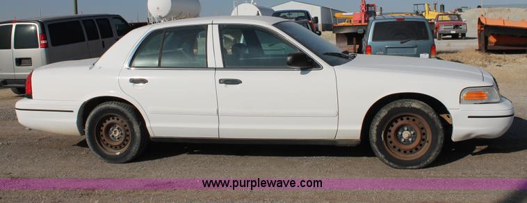 image for item E4316 2000 Ford Crown Victoria Police Interceptor