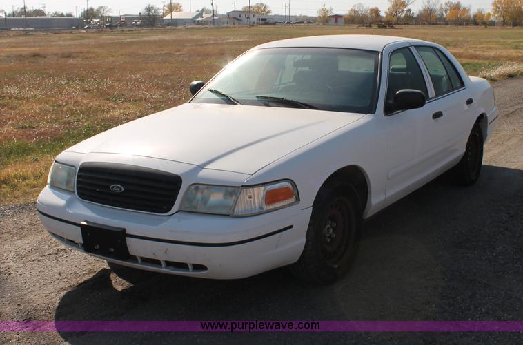 image for item E4316 2000 Ford Crown Victoria Police Interceptor