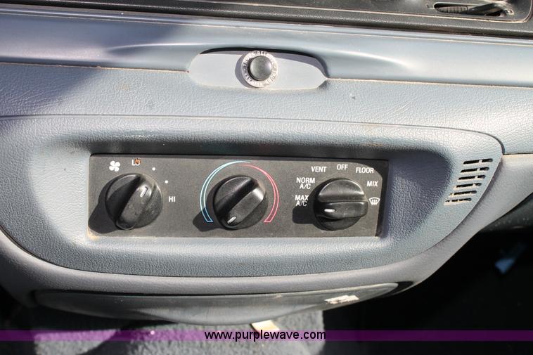 image for item E4316 2000 Ford Crown Victoria Police Interceptor