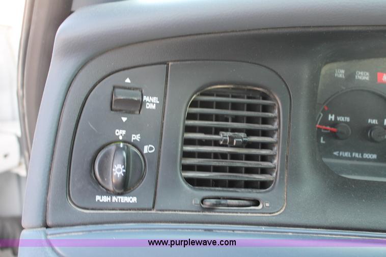 image for item E4316 2000 Ford Crown Victoria Police Interceptor