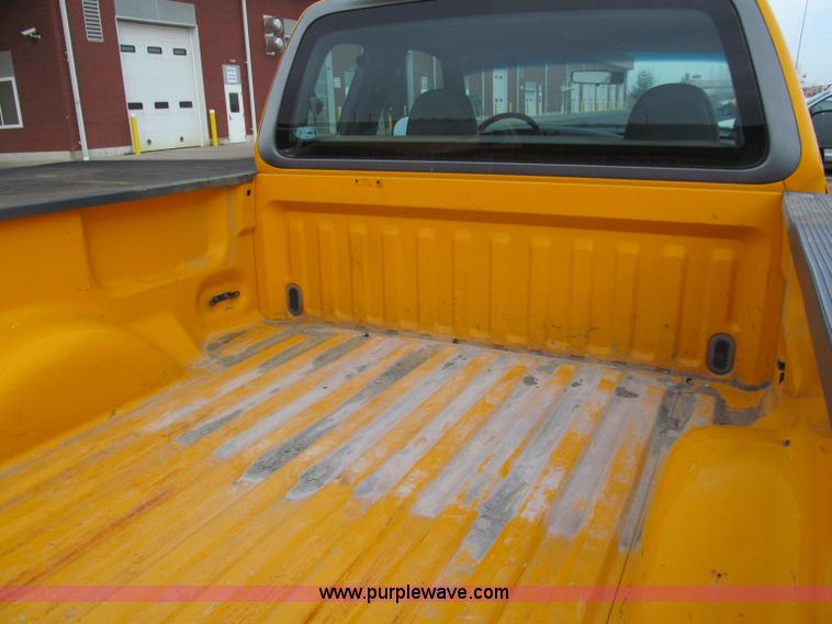 image for item E5843 1997 Ford F150 pickup truck