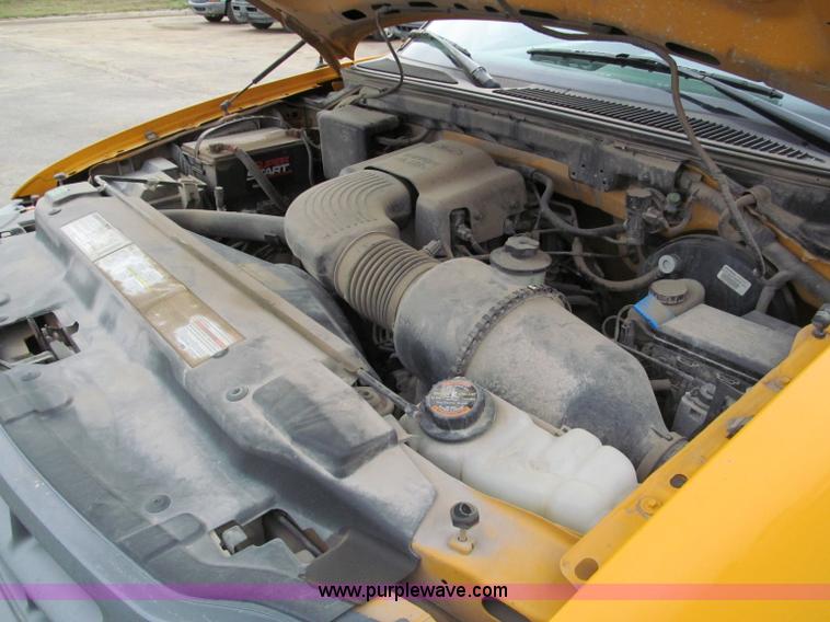 image for item E5843 1997 Ford F150 pickup truck