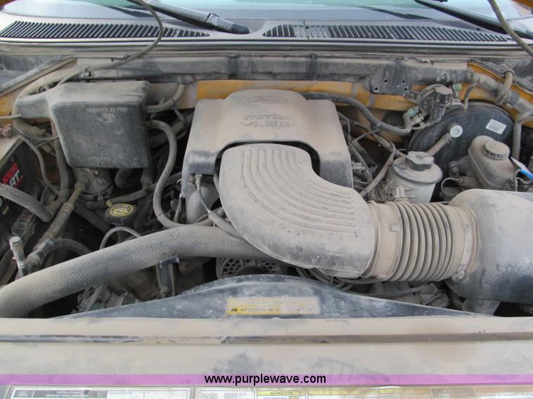 image for item E5843 1997 Ford F150 pickup truck