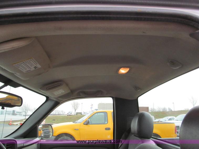 image for item E5844 2005 Chevrolet Silverado 1500 pickup truck