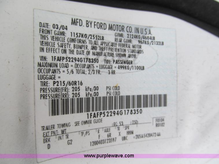 image for item E5848 2004 Ford Taurus LX